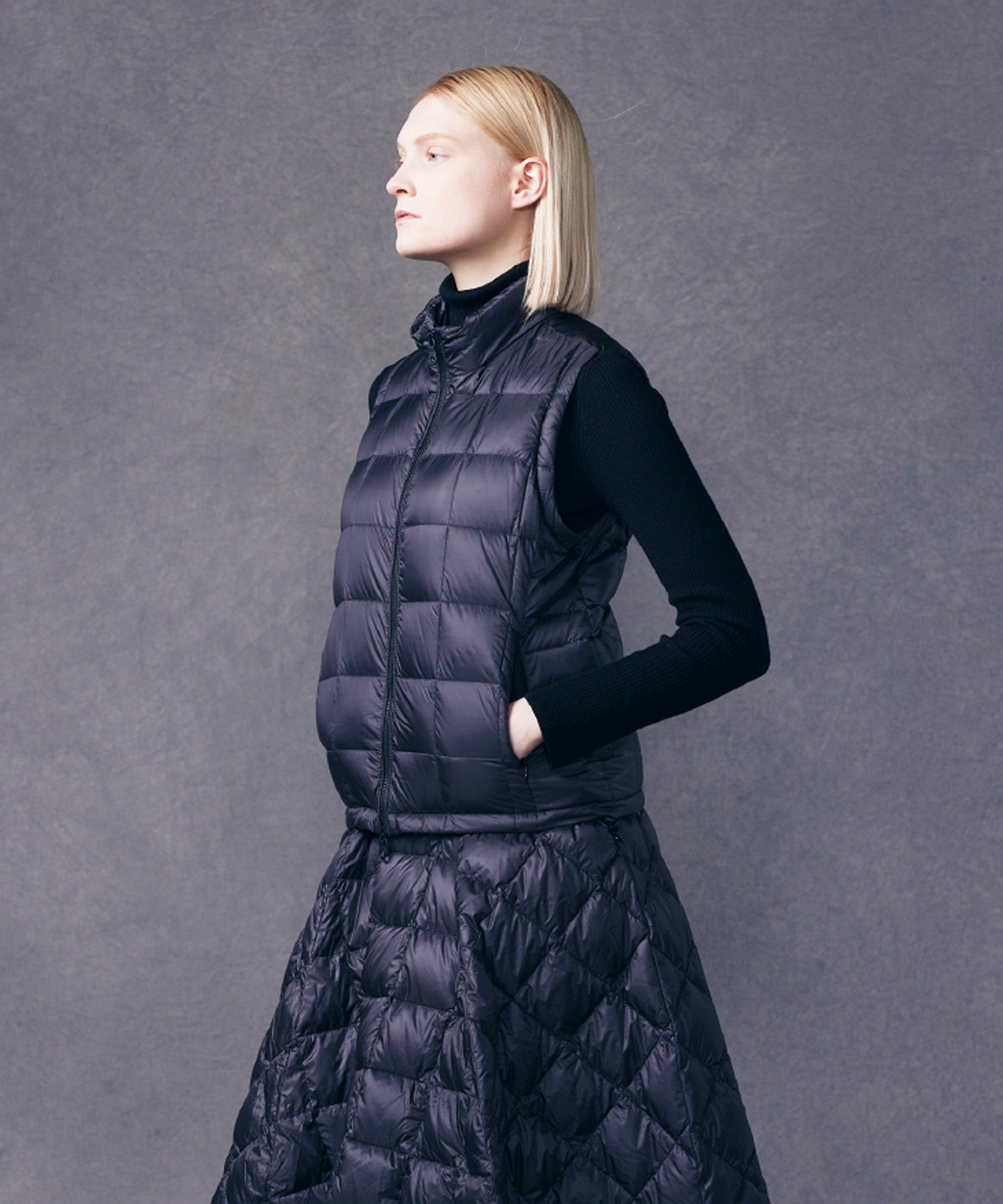 WOMEN】フード取り外し式ハイネックインナーダウンセット